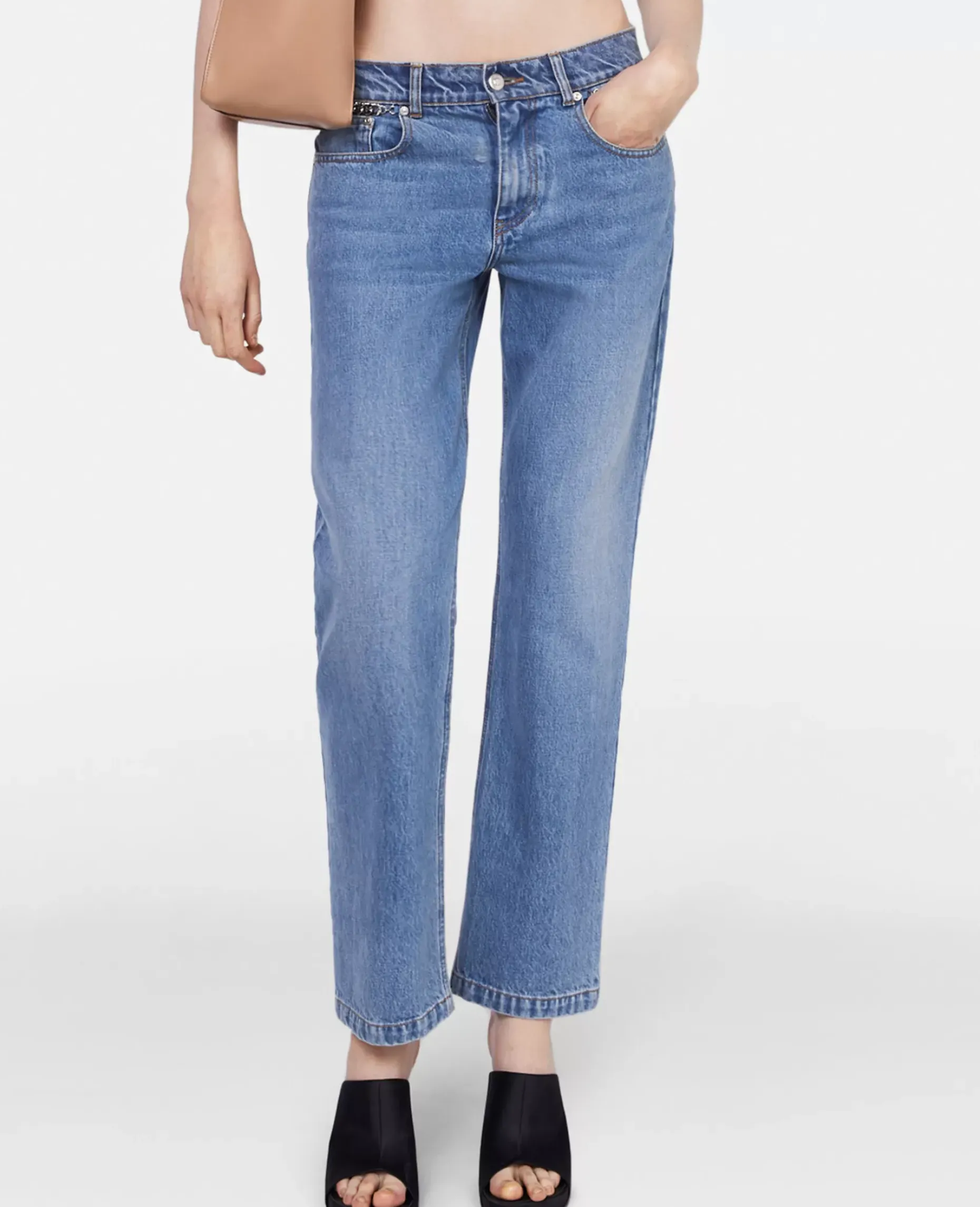 Falabella Chain Light Wash Cropped Jeans
