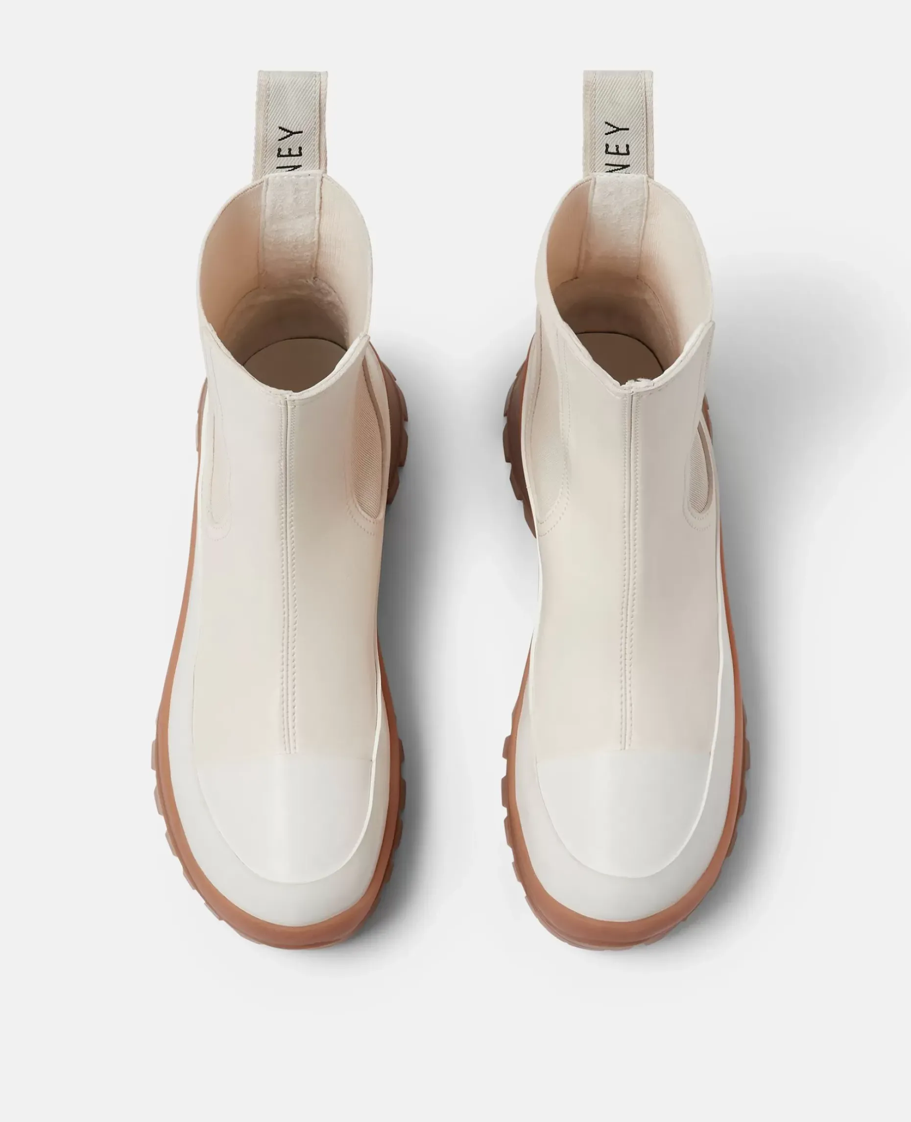 Trace Chelsea Boots